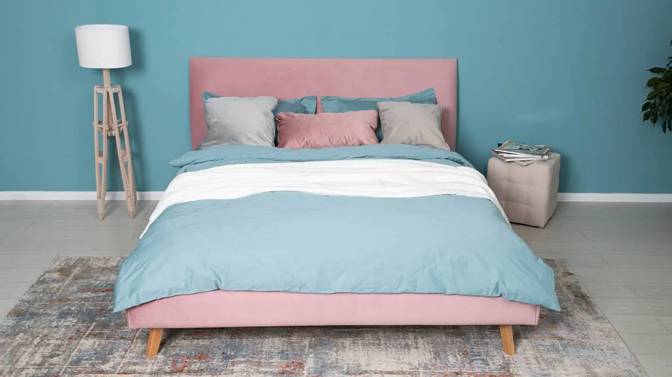 Мягкая кровать Ivona в скандинавском стиле фото - 5 - большое изображение